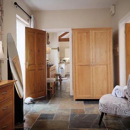 Holiday home Swallows Nest *